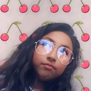 Meet your Posher, Isabel